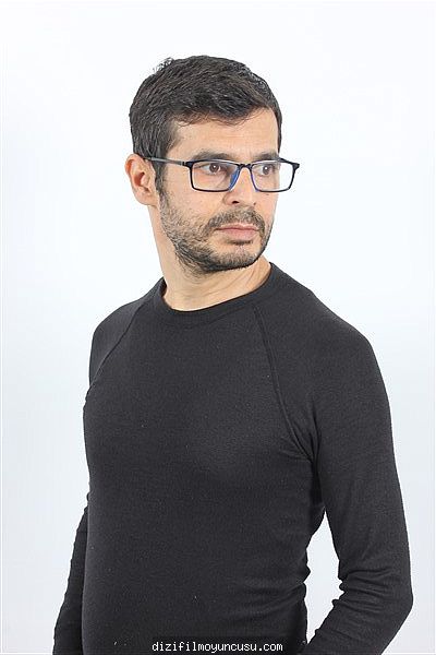 Erkek Oyuncular Adayımız Mustafa