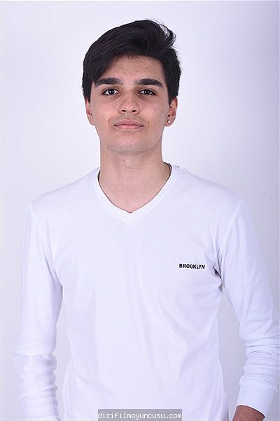 Erkek Oyuncular Adayımız Hasan