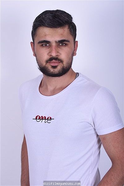 Erkek Oyuncular Adayımız Berkan