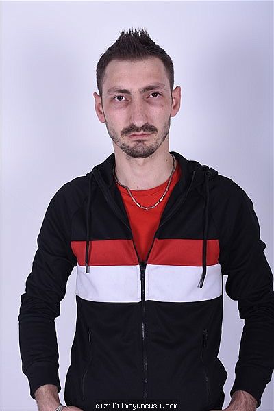 Erkek Oyuncular Adayımız Emrah