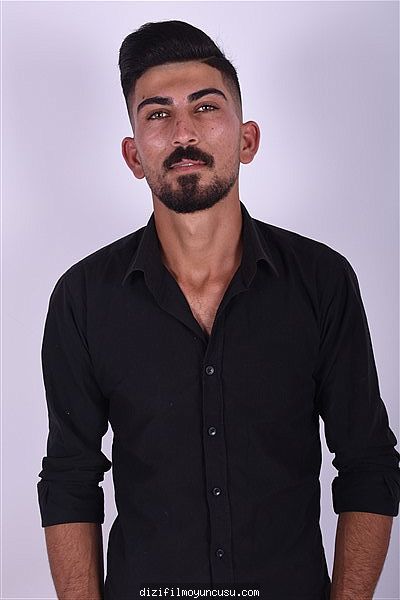 Erkek Oyuncular Adayımız Mehmet