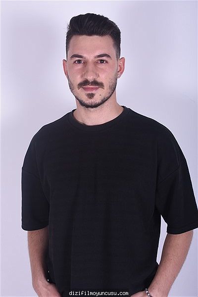 Erkek Oyuncular Adayımız Alper
