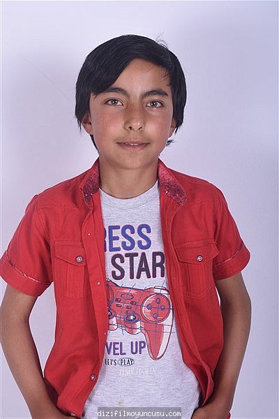 Erkek Oyuncular Adayımız Halil