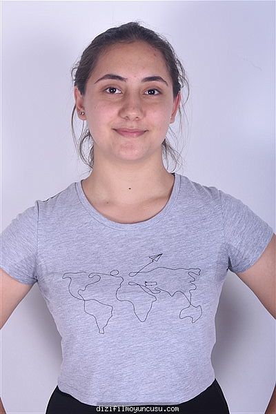 Kadın Oyuncular Adayımız Müberra