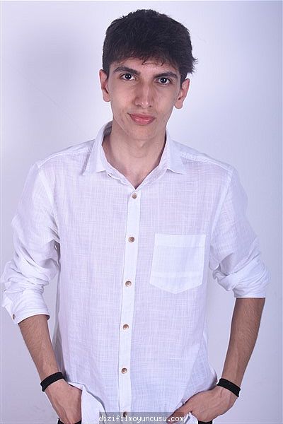 Erkek Oyuncular Adayımız Mert
