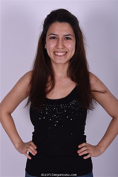 Kadın Oyuncular Adayımız Fadime