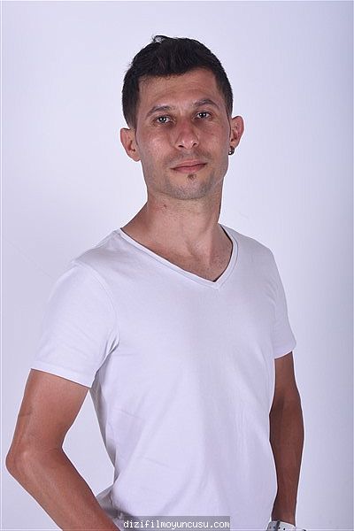 Erkek Oyuncular Adayımız Gökhan
