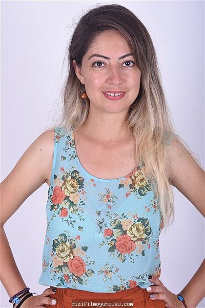 Kadın Oyuncular Adayımız Yeşim