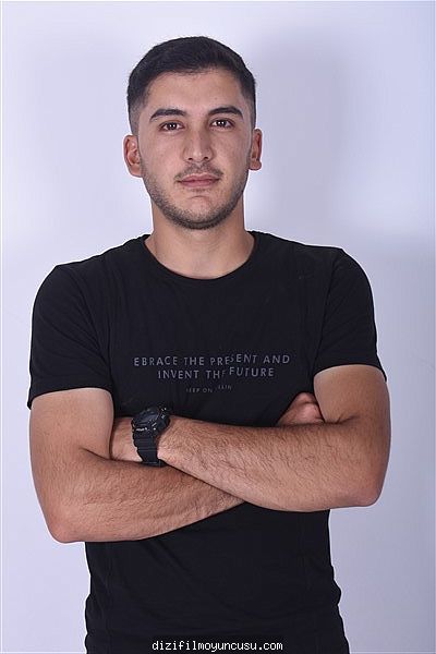 Erkek Oyuncular Adayımız Ömer