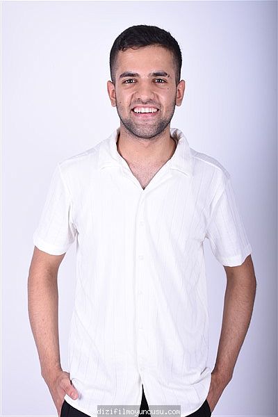 Erkek Oyuncular Adayımız Azizcan