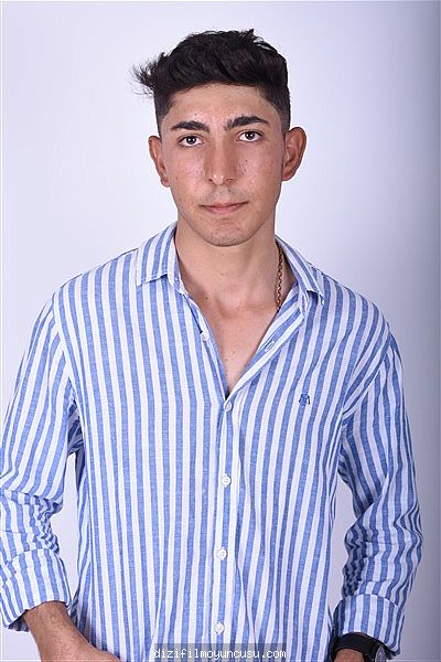Erkek Oyuncular Adayımız Mehmet