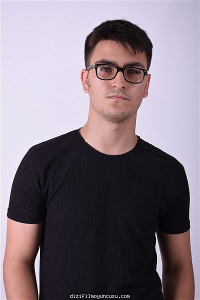 Erkek Oyuncular Adayımız Efe