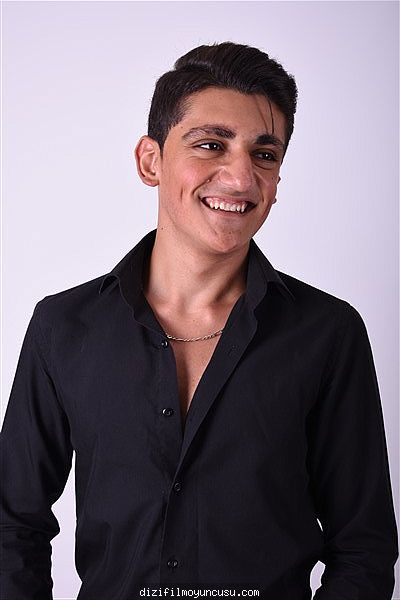 Erkek Oyuncular Adayımız Efe