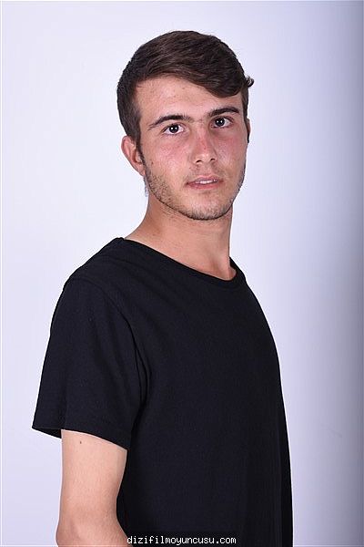 Erkek Oyuncular Adayımız Mehmet