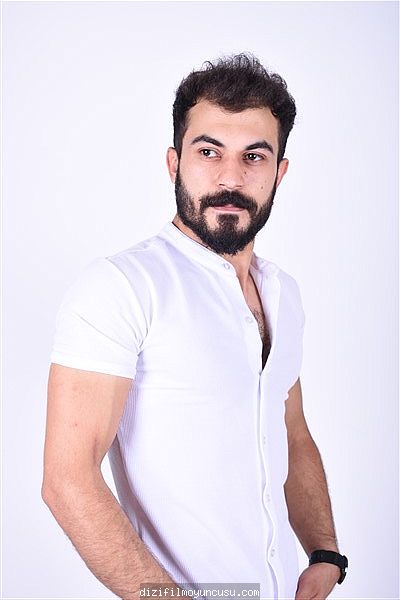 Erkek Oyuncular Adayımız Ömer