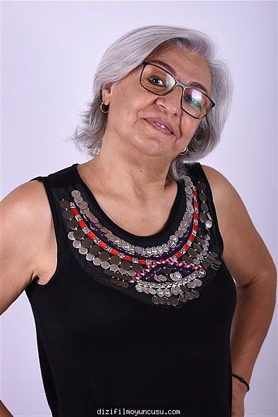 Kadın Oyuncular Adayımız Gülgün