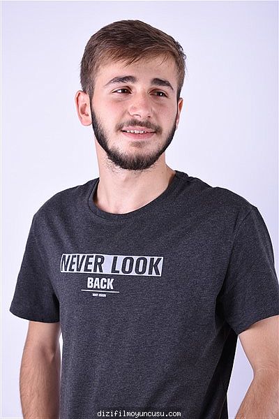 Erkek Oyuncular Adayımız Eren