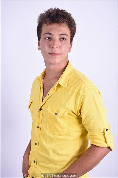 Erkek Oyuncular Adayımız Siraç