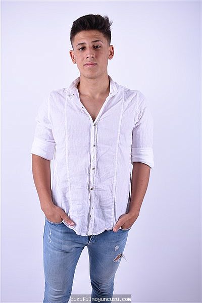 Erkek Oyuncular Adayımız Gökhan