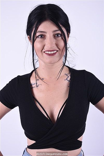 Kadın Oyuncular Adayımız Necmiye