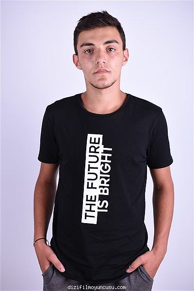 Erkek Oyuncular Adayımız Emre