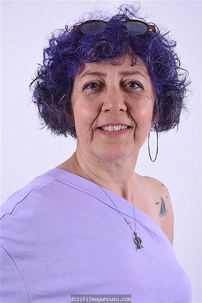 Kadın Oyuncular Adayımız Aynur