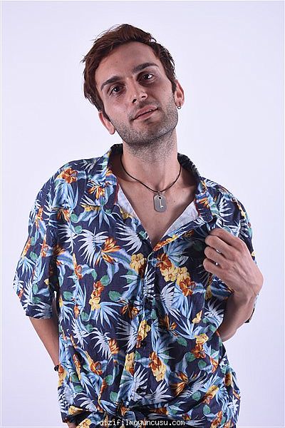 Erkek Oyuncular Adayımız Emre