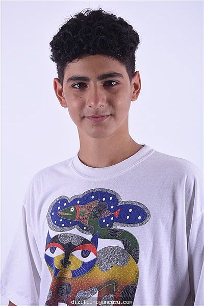 Erkek Oyuncular Adayımız Emre