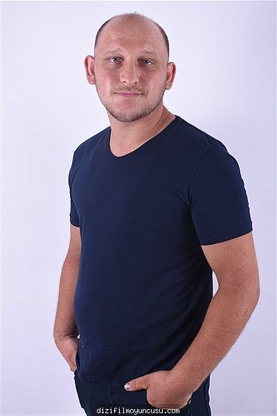 Erkek Oyuncular Adayımız Hüseyin