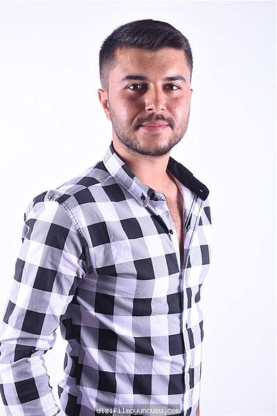 Erkek Oyuncular Adayımız Emrah