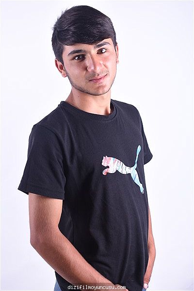 Erkek Oyuncular Adayımız Emrullah