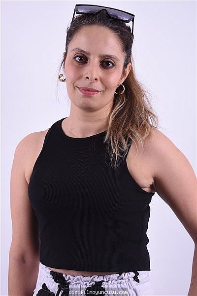 Kadın Oyuncular Adayımız Yasemin