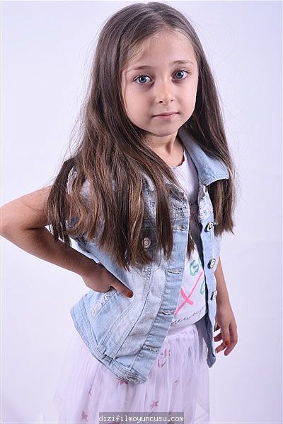 Bingöl Cast Ajans Oyuncusu Almira