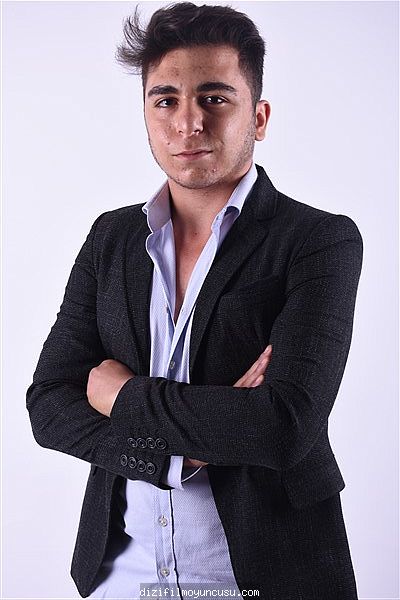 Erkek Oyuncular Adayımız Murat