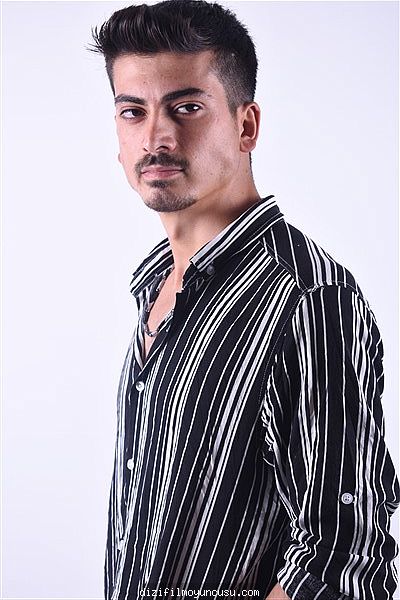 Erkek Oyuncular Adayımız Barış