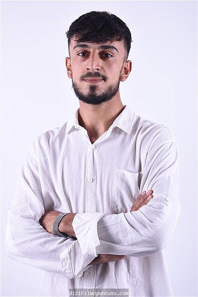 Erkek Oyuncular Adayımız Burhan