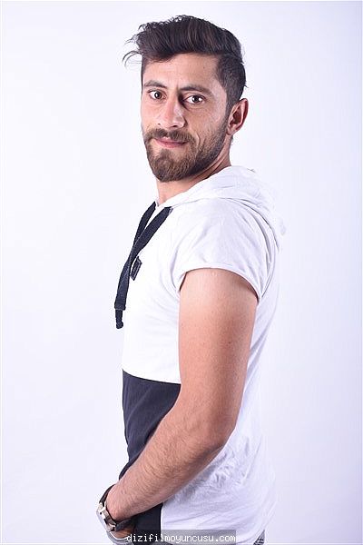 Erkek Oyuncular Adayımız Mehmet
