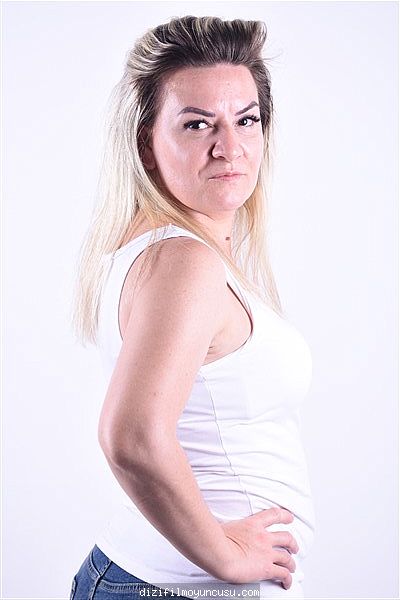 Kadın Oyuncular Adayımız Ebru