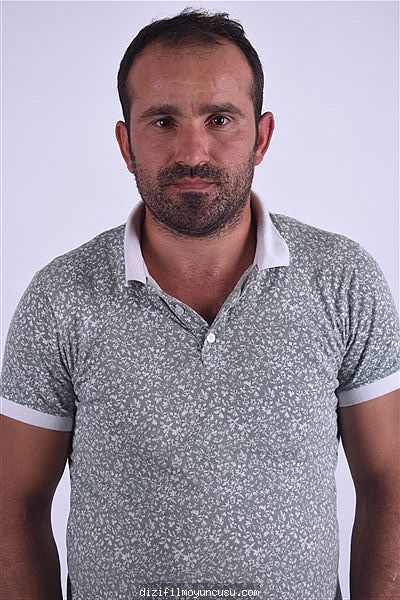 Erkek Oyuncular Adayımız Emrah