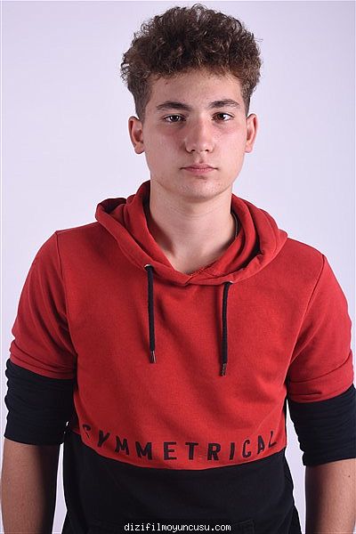 Erkek Oyuncular Adayımız Erdi