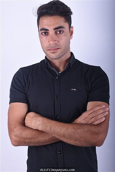 Erkek Oyuncular Adayımız Mahmut