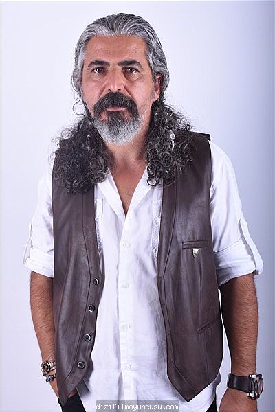 Erkek Oyuncular Adayımız Mehmet