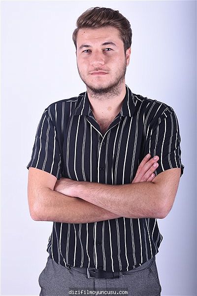 Erkek Oyuncular Adayımız Mustafa