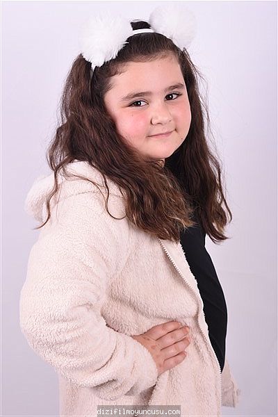 Çocuk Oyuncular Adayımız Asya