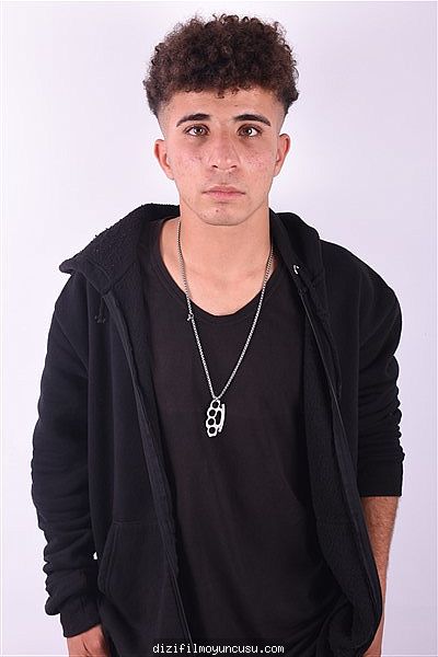 Erkek Oyuncular Adayımız İbrahim