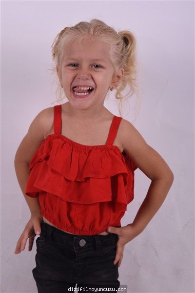 İzmir Cast Ajans Nehir 64343