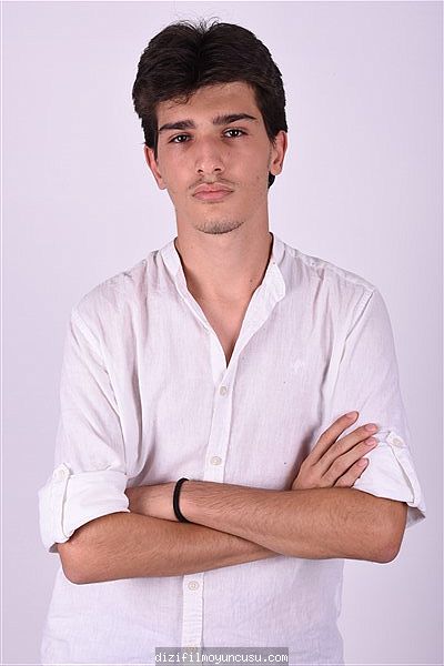 Erkek Oyuncular Adayımız Yiğithan