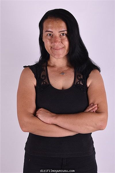 Kadın Oyuncular Adayımız Zeynep