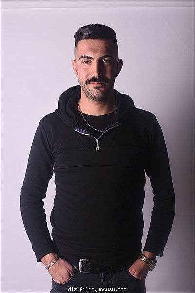 Erkek Oyuncular Adayımız İsmet