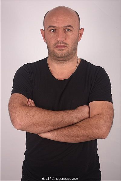Erkek Oyuncular Adayımız Mehmet